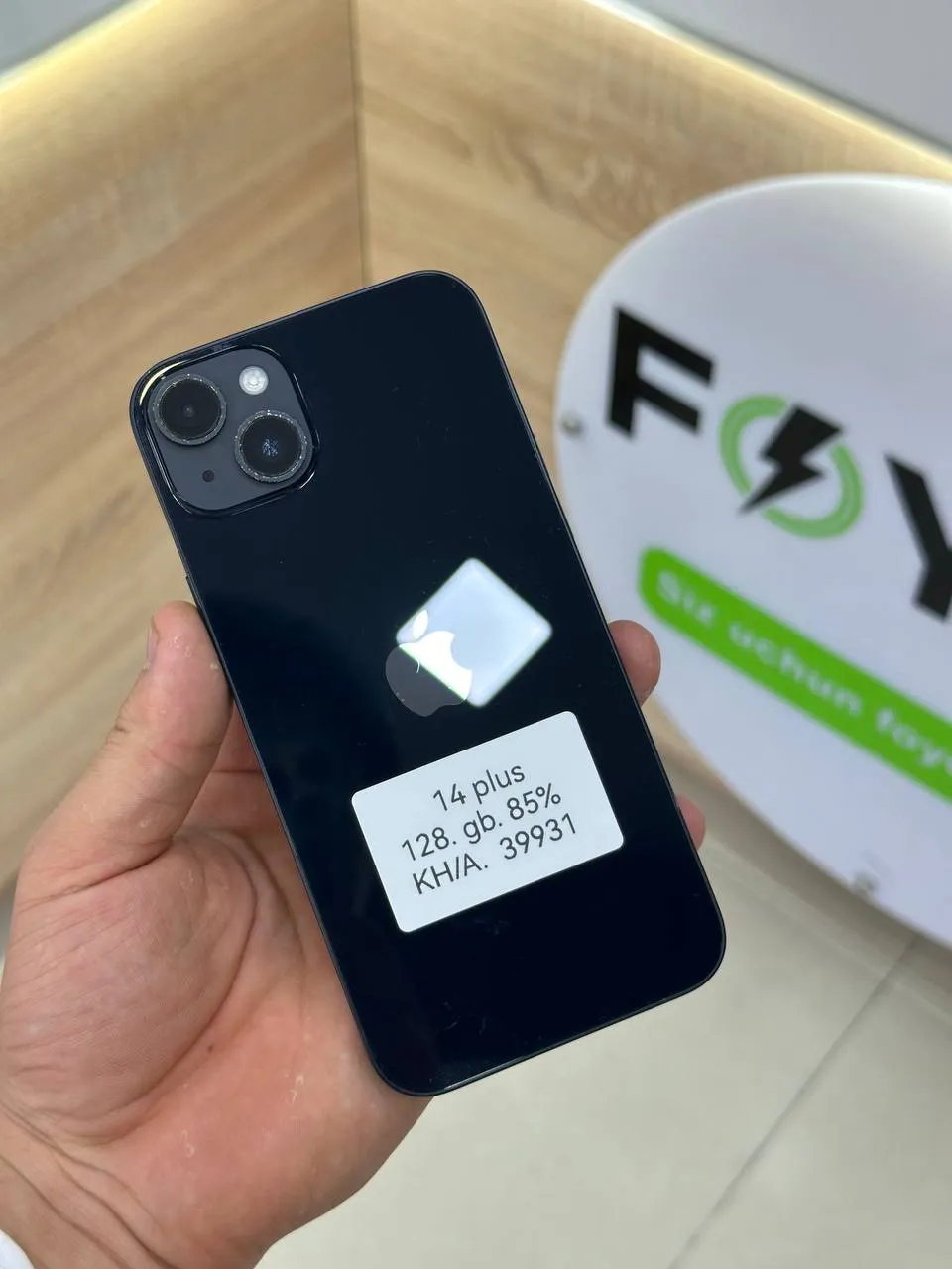 IPhone 14 Plus — 128 GB — Qora