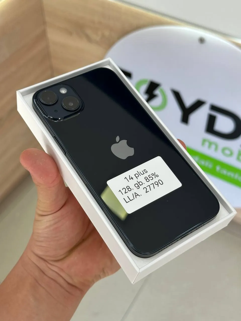 IPhone 14 Plus — 128 GB — Qora