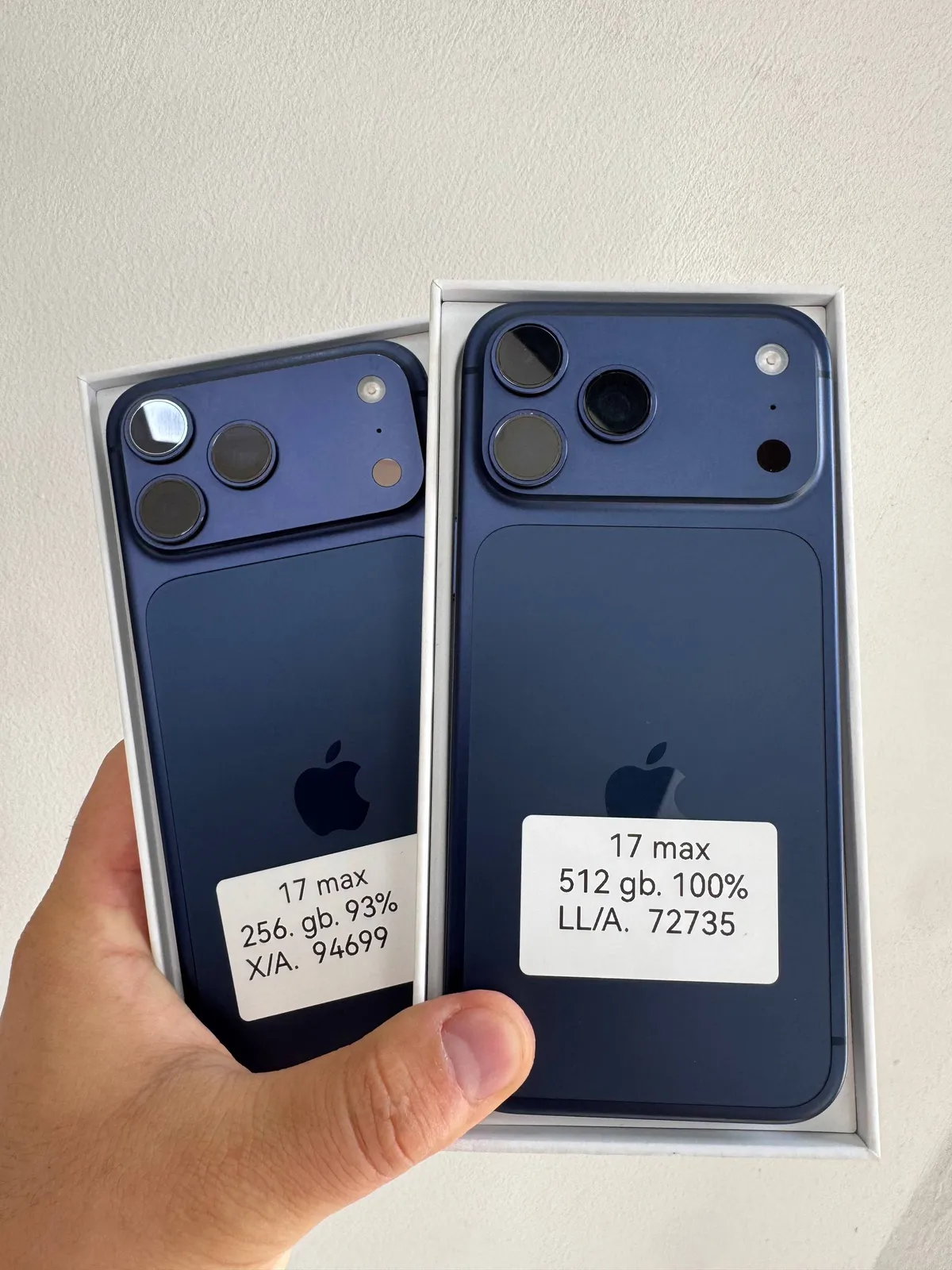IPhone 17 pro max — 512 GB — Синий