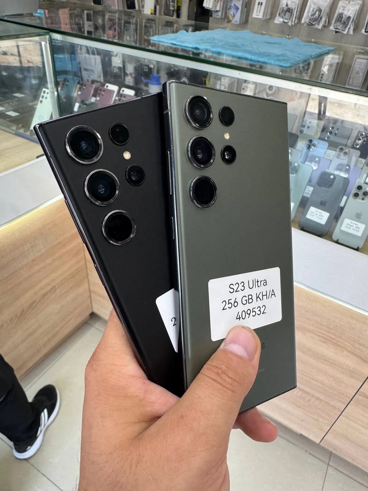 Samsung S23 Ultra — 256 GB — Серый