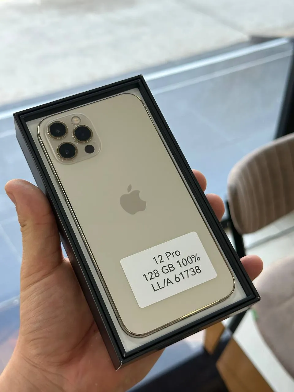 IPhone 12 Pro — 128 GB — Oltin