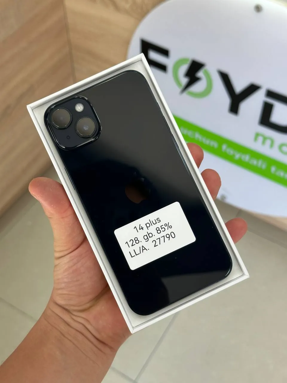 IPhone 14 Plus — 128 GB — Qora