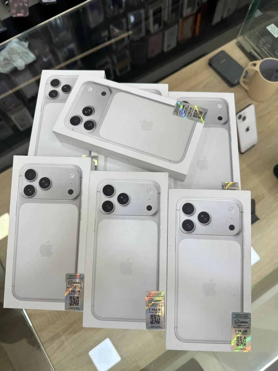 IPhone 17 Pro Max — 256 GB — Oq