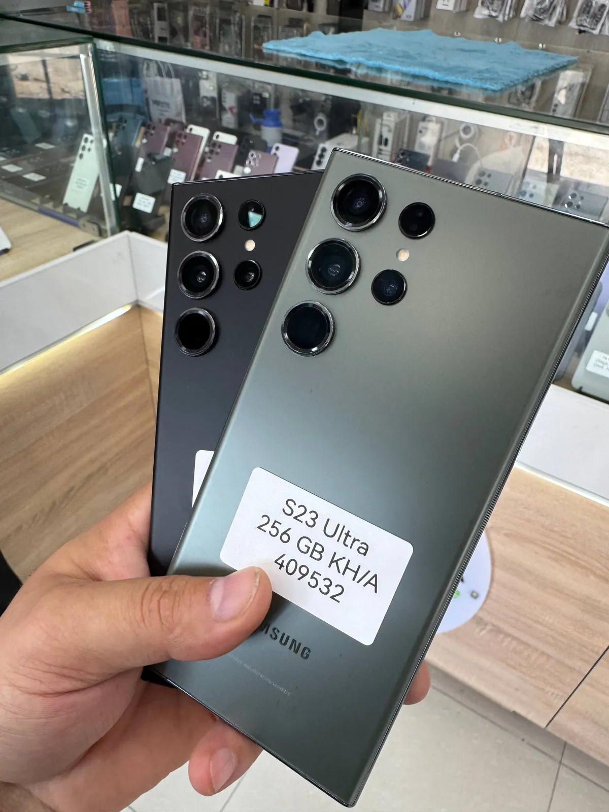 Samsung S23 Ultra — 256 GB — Серый